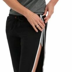 2ZiP Smart Sport Fashion 2ZiP Joggingbroek Met Lange Ritsen - Dames - Zwart - Maat XS 16 2ZiP Smart Sport Fashion 2ZiP Joggingbroek Met Lange Ritsen - Dames - Zwart - Maat XS -Sportkleding-Dames Winkel 248x840 2