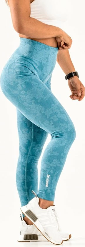 DM Training Wild Camo Sportlegging Dames - Squat Proof, Stylish Camouflage & High Waist - Blue / Blauw 4 DM Training Wild Camo Sportlegging Dames - Squat Proof, Stylish Camouflage & High Waist - Blue / Blauw - Afbeelding 2