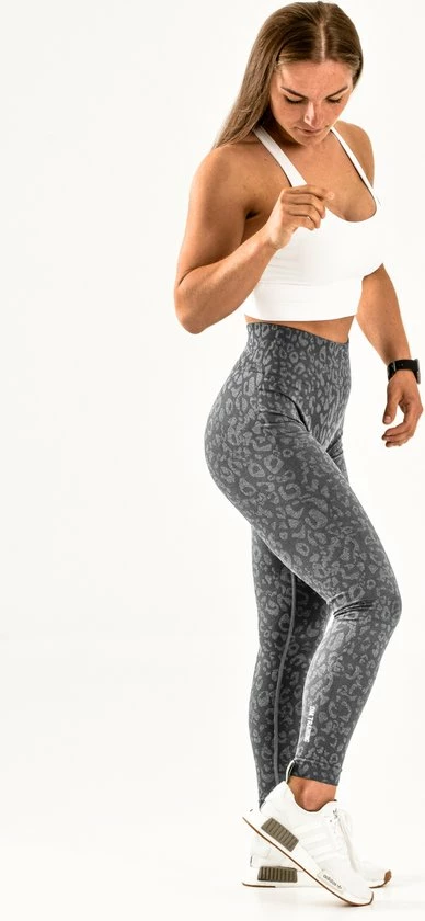 DM Training Wild Animal Sportlegging Dames - Squat Proof, Stylish Animal Print & High Waist - Grey/grijs 4 DM Training Wild Animal Sportlegging Dames - Squat Proof, Stylish Animal Print & High Waist - Grey/grijs - Afbeelding 2