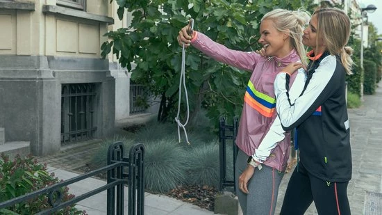 Gofluo. Sunrise Hardloopjasje - Reflecterende Jas - Fluorescerend - Veiligheid Jack - Hardloophesje - Veilig De Weg Op - Roze - M 9 Gofluo. Sunrise Hardloopjasje - Reflecterende Jas - Fluorescerend - Veiligheid Jack - Hardloophesje - Veilig De Weg Op - Roze - M - Afbeelding 7