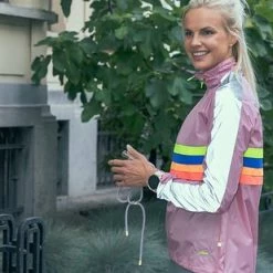 Gofluo. Sunrise Hardloopjasje - Reflecterende Jas - Fluorescerend - Veiligheid Jack - Hardloophesje - Veilig De Weg Op - Roze - S -Sportkleding-Dames Winkel 550x309 2