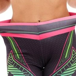 Ultimate Fit Fitnesslegging In Decoratief Bladdesign. Zwart, Roze, Groen En Blauw 17 Ultimate Fit Fitnesslegging In Decoratief Bladdesign. Zwart, Roze, Groen En Blauw -Sportkleding-Dames Winkel 550x367 13