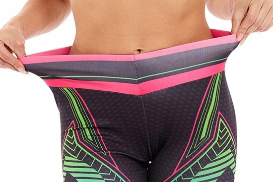 Ultimate Fit Fitnesslegging In Decoratief Bladdesign. Zwart, Roze, Groen En Blauw 7 Ultimate Fit Fitnesslegging In Decoratief Bladdesign. Zwart, Roze, Groen En Blauw - Afbeelding 5