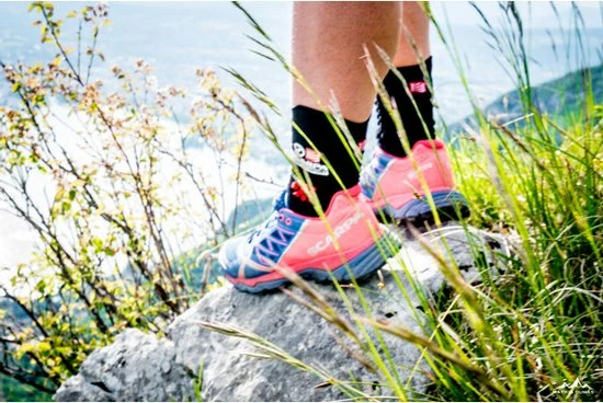 Compressport Pro Racing Socks V3.0 Trail Zwart - Maat : 35-38 4 Compressport Pro Racing Socks V3.0 Trail Zwart - Maat : 35-38 - Afbeelding 2