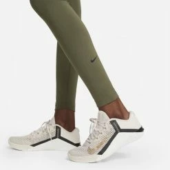 Nike One Tight Sportlegging - Maat L - Vrouwen - Olijfgroen -Sportkleding-Dames Winkel 550x549 4