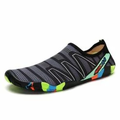 Nixnix - Waterschoenen - Maat 46 - Aquaschoenen - Strandschoenen - Antislip - Schoenen Voor Zwembaden En Strand - Volwassenen En Kinderen - Beschermt Tegen Grof Zand Scherpe Stenen En Dieren Onder Water - Unisex -Sportkleding-Dames Winkel 550x550 327
