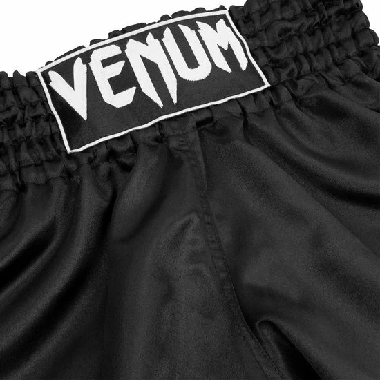 Venum Muay Thai Shorts Classic Zwart Met Wit - S 5 Venum Muay Thai Shorts Classic Zwart Met Wit - S - Afbeelding 3