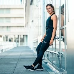 Reeva Sportlegging - Fitness Legging - High Waist - XS (dames) (reflective) 13 Reeva Sportlegging - Fitness Legging - High Waist - XS (dames) (reflective) -Sportkleding-Dames Winkel 550x550 344