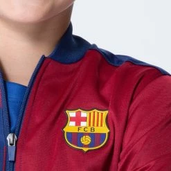 FC Barcelona Trainingspak 21/22 - Voetbal Trainingspak Voor Heren - Barca Vest En Trainingsbroek - Officieel FC Barcelona Fanproduct - Maat XXL 21 FC Barcelona Trainingspak 21/22 - Voetbal Trainingspak Voor Heren - Barca Vest En Trainingsbroek - Officieel FC Barcelona Fanproduct - Maat XXL -Sportkleding-Dames Winkel 550x550 423