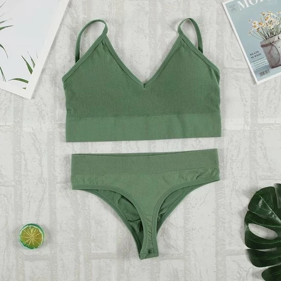 Merkloos Sport Ondergoed | Naadloze Lingerieset Tweedelig | Vrouwen Ondergoed Set | Beha + String - Groen M/L 5 Merkloos Sport Ondergoed | Naadloze Lingerieset Tweedelig | Vrouwen Ondergoed Set | Beha + String - Groen M/L - Afbeelding 3