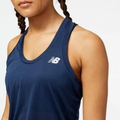 New Balance Dames Sporttop - Maat M -Sportkleding-Dames Winkel 550x578 2