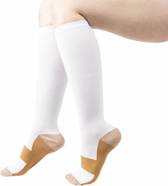 Cheaperito Sport Sokken I Hardloop Sokken I Hardlopen I Fitness Sokken I Compressie Kousen I Compressie Kousen I Steunkousen I Vliegtuigsokken I Verlicht Pijn I Zwart I Maat L/XL (40-47) I Wit 5 Cheaperito Sport Sokken I Hardloop Sokken I Hardlopen I Fitness Sokken I Compressie Kousen I Compressie Kousen I Steunkousen I Vliegtuigsokken I Verlicht Pijn I Zwart I Maat L/XL (40-47) I Wit - Afbeelding 3