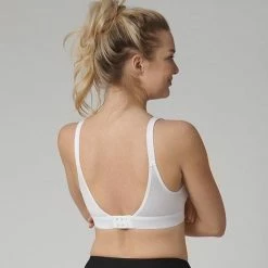 Triumph Triaction Workout - Sportbeha - Vrouwen- Wit -Sportkleding-Dames Winkel 550x611 3