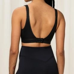 Triumph Sportbeha -Sportkleding-Dames Winkel 550x611 7