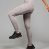 Marrald High Waist Pocket Sportlegging | Licht Grijs - L Dames Yoga Fitness 1 Marrald High Waist Pocket Sportlegging | Licht Grijs - L Dames Yoga Fitness -Sportkleding-Dames Winkel 550x656 4