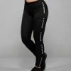 Marrald Mid Waist Black Tape Pocket Sportlegging - Zwart S 1 Marrald Mid Waist Black Tape Pocket Sportlegging - Zwart S -Sportkleding-Dames Winkel 550x656 9