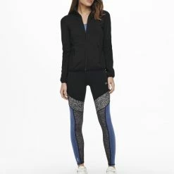 ONLY PLAY ONPJETTA HN FLEECE JCK - NOOS Dames Jackets - Maat XS 13 ONLY PLAY ONPJETTA HN FLEECE JCK - NOOS Dames Jackets - Maat XS -Sportkleding-Dames Winkel 550x690 7