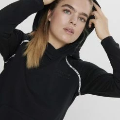 Only Play Sportvest - Black - Maat M 8 Only Play Sportvest - Black - Maat M -Sportkleding-Dames Winkel 550x733