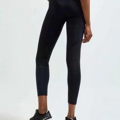 Craft Adv Essence Sportlegging Dames - Maat M -Sportkleding-Dames Winkel 550x733 53