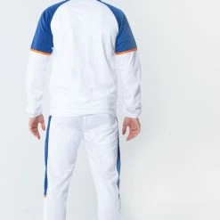 Real Madrid CF Real Madrid Trainingspak 21/22 - Voetbaltrainingspak Voor Heren - Officieel Real Madrid Fanproduct - Vest En Trainingsbroek - 100% Polyester - Maat XXL -Sportkleding-Dames Winkel 550x815 1