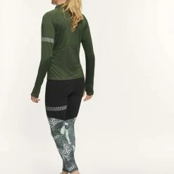 Active Panther T-shirt Julia Solid Zip Army Green, Dames Loopshirt Sport Training Shirt Met Lange Mouwen, 12 Active Panther T-shirt Julia Solid Zip Army Green, Dames Loopshirt Sport Training Shirt Met Lange Mouwen, -Sportkleding-Dames Winkel 550x821 1