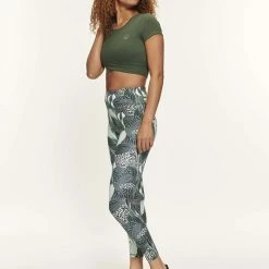 Active Panther T-shirt Wendy Top Solid Cross Army Green, Dames Yoga Elastische Oefening Sport Tops Korte Mouwen Workout Kleding Fitness Casual Vrouwen Sport Fitness Basic Compressie Running Crop Tops, Longline Crop Tank Top Gewatteerde Running Yoga 10 Active Panther T-shirt Wendy Top Solid Cross Army Green, Dames Yoga Elastische Oefening Sport Tops Korte Mouwen Workout Kleding Fitness Casual Vrouwen Sport Fitness Basic Compressie Running Crop Tops, Longline Crop Tank Top Gewatteerde Running Yoga -Sportkleding-Dames Winkel 550x828 10